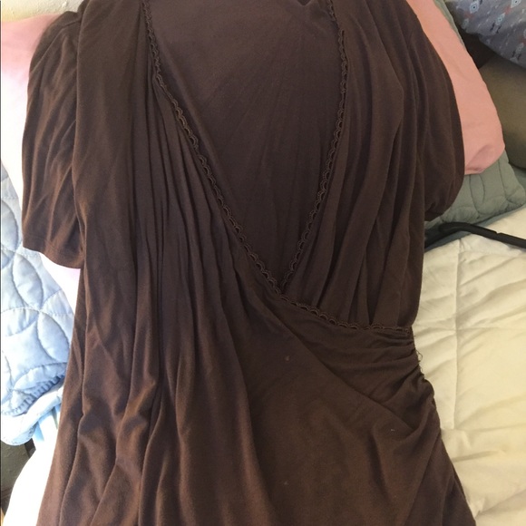 blouse - Picture 3 of 3